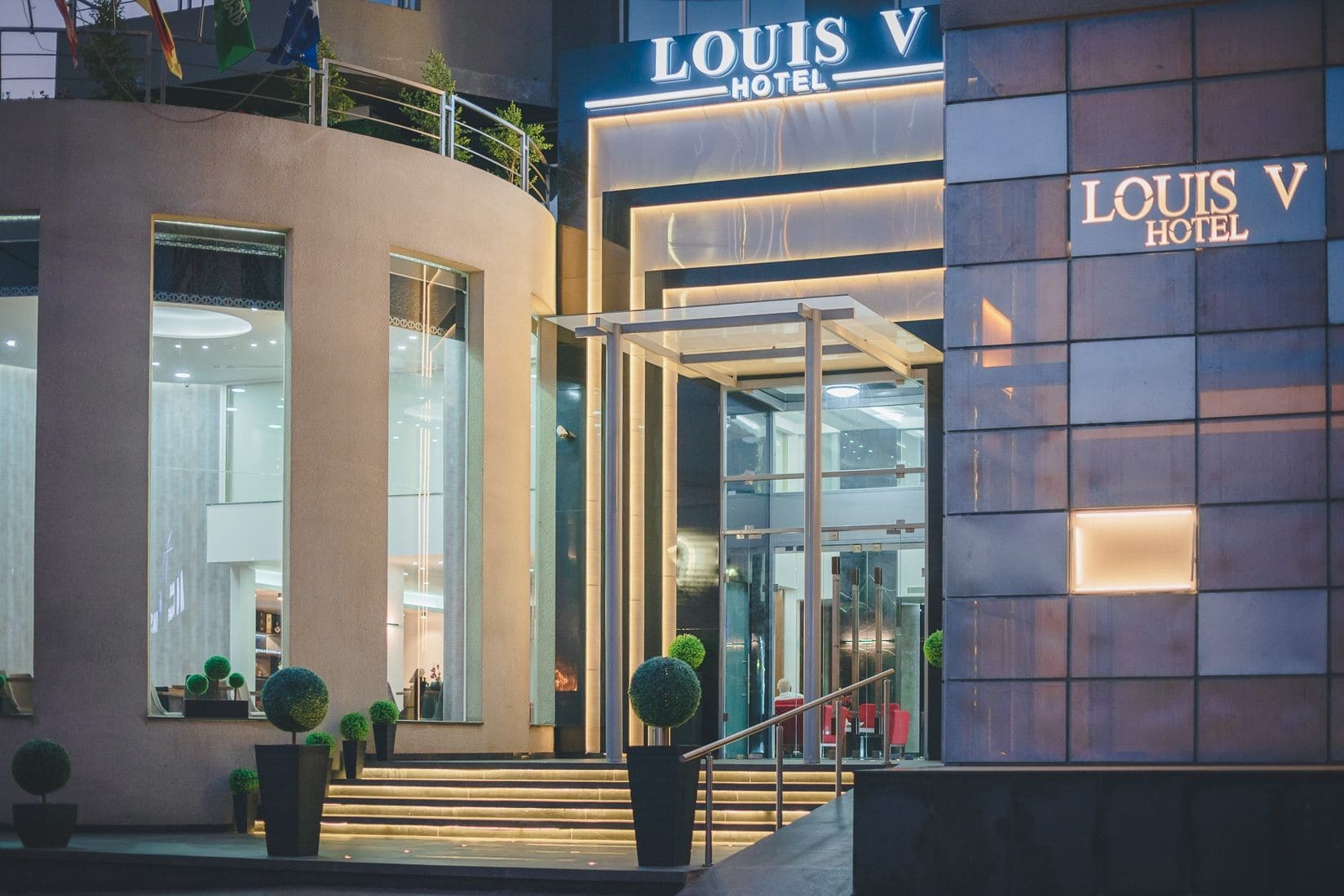 Louis V Hotel Бейрут Экстерьер фото